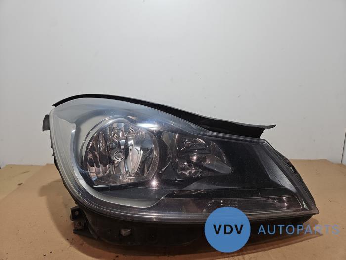 Phare droit Mercedes C-Klasse