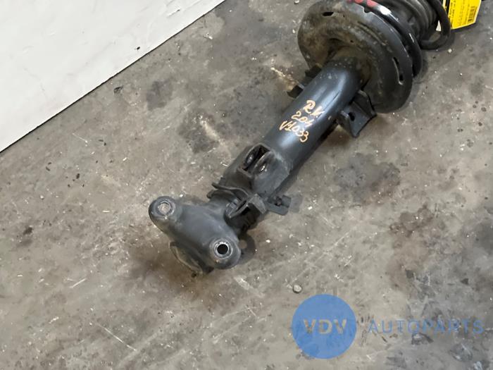 Stoßdämpfer rechts vorne Mercedes C-Klasse