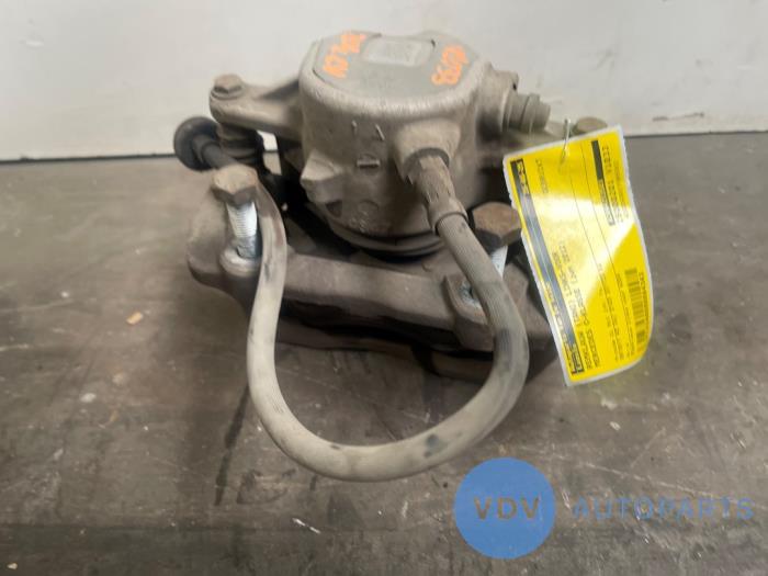 Zacisk hamulcowy lewy przód Mercedes C-Klasse