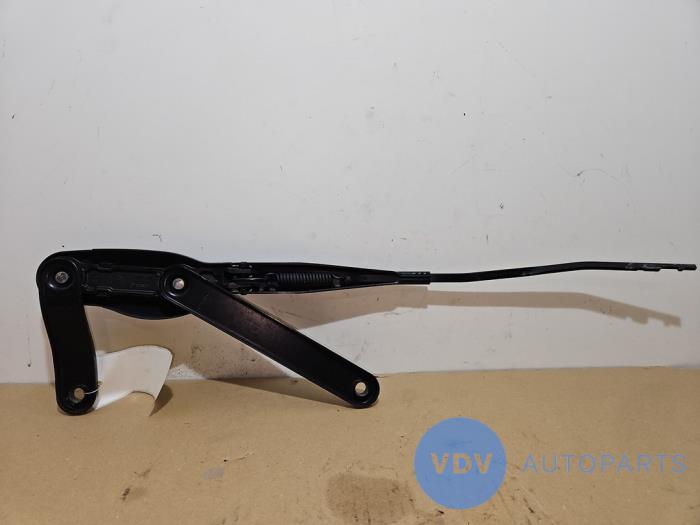 Bras essuie-glace avant Mercedes C-Klasse