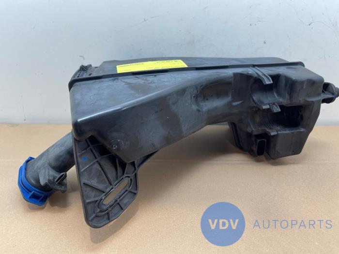 Front windscreen washer reservoir Mercedes C-Klasse