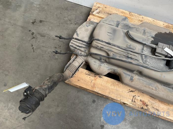 Réservoir de carburant Mercedes Vito