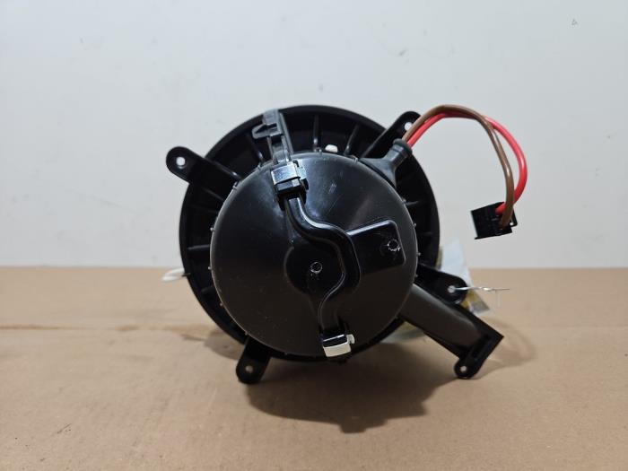 Kachel Ventilatiemotor Mercedes Vito