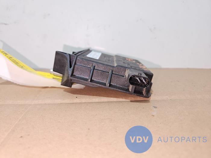 Overspanningsrelais Mercedes E-Klasse