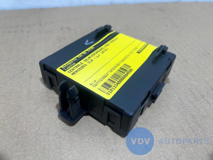 Modul centralnego zamka Mercedes CLA