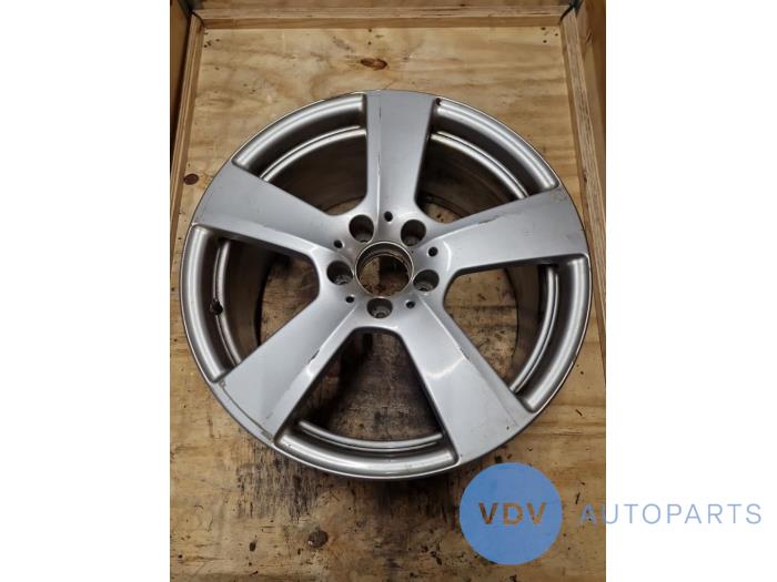 Obrecz Mercedes E-Klasse