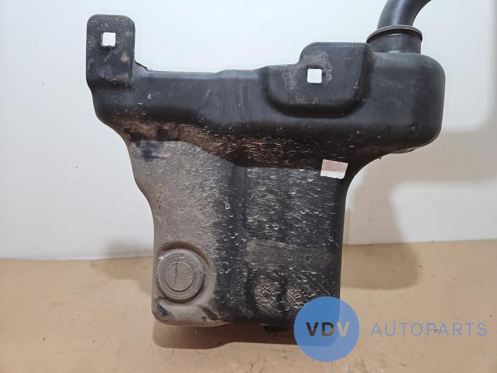 Front windscreen washer reservoir Mercedes Vito