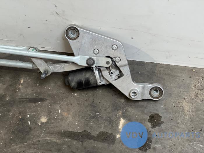 Wiper motor + mechanism Mercedes Vito