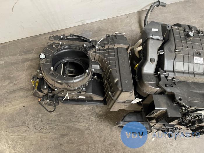 Cuerpo de calefactor Mercedes Vito