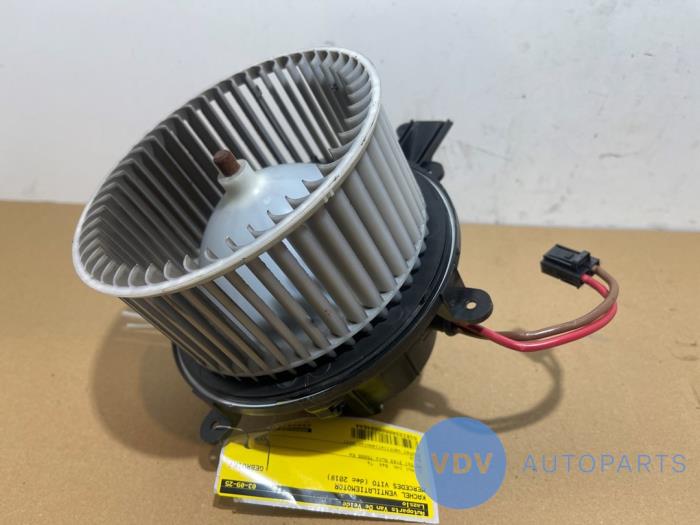 Silnik wentylatora nagrzewnicy Mercedes Vito