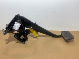 Gebruikte Rempedaal Mercedes Vito (447.6) 2.2 119 CDI 16V BlueTEC 4x4 Prijs € 36,30 Inclusief btw aangeboden door Autoparts Van De Velde