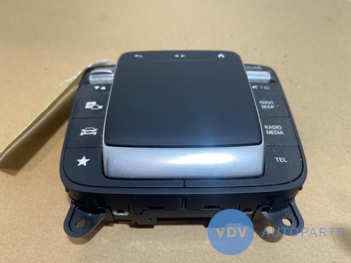 Sterowanie komputera pokladowego Mercedes GLB-Klasse