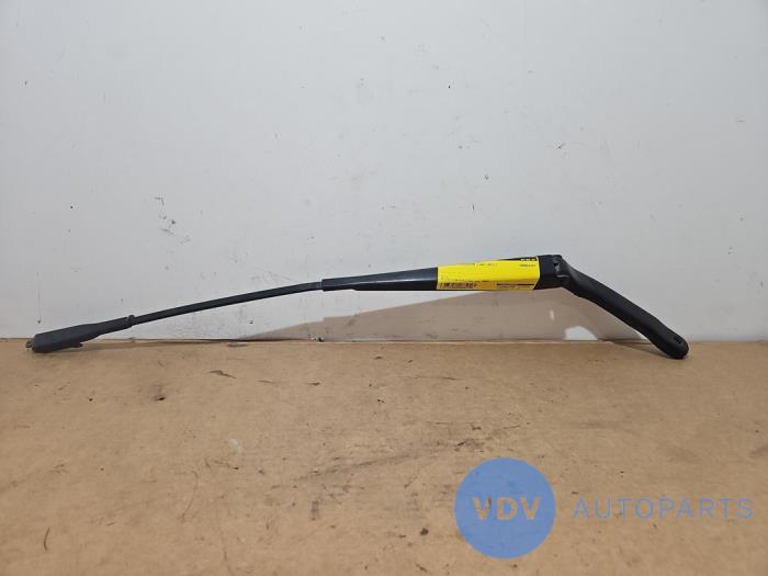 Scheibenwischerarm vorne Mercedes Sprinter