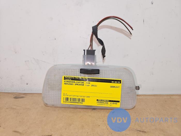 Oswietlenie wewnetrzne przód Mercedes Sprinter
