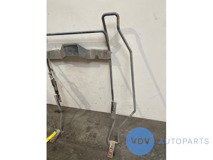 Ophangmechaniek reservewiel Mercedes Sprinter