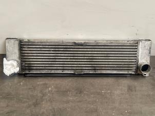 Gebruikte Intercooler Mercedes Viano (639) 2.2 CDI 16V 4x4 Prijs € 90,75 Inclusief btw aangeboden door Autoparts Van De Velde