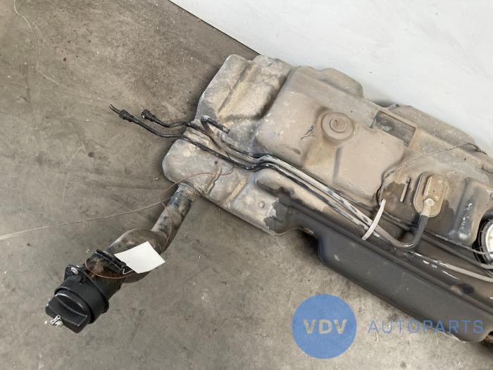 Réservoir de carburant Mercedes Viano