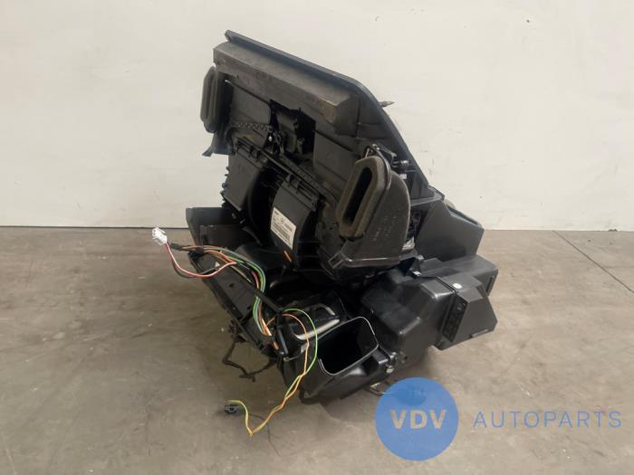 Kachelhuis Mercedes Viano