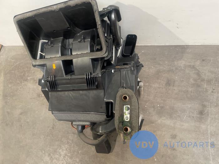 Kachelhuis Mercedes Viano