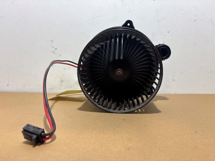 Moteur de ventilation chauffage Mercedes CLA
