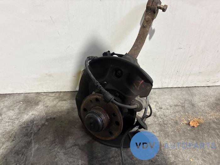 Fusee links-voor Mercedes S-Klasse