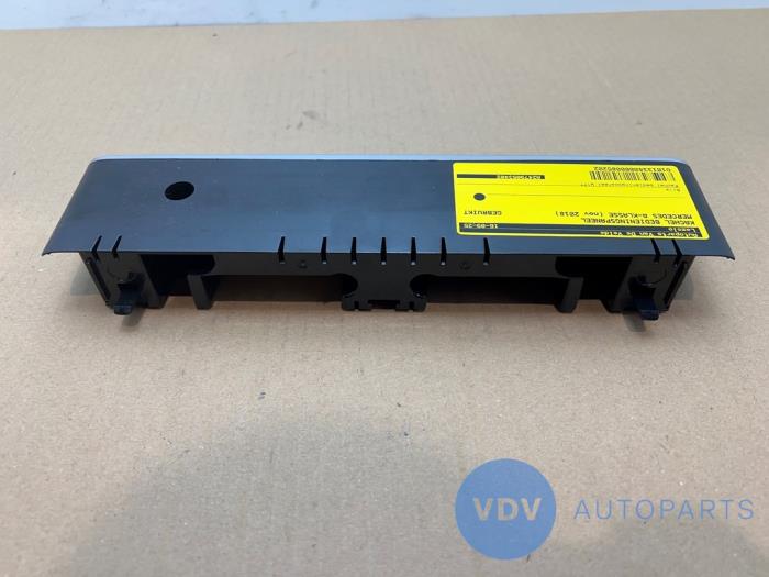 Panneau de commandes chauffage Mercedes A-Klasse