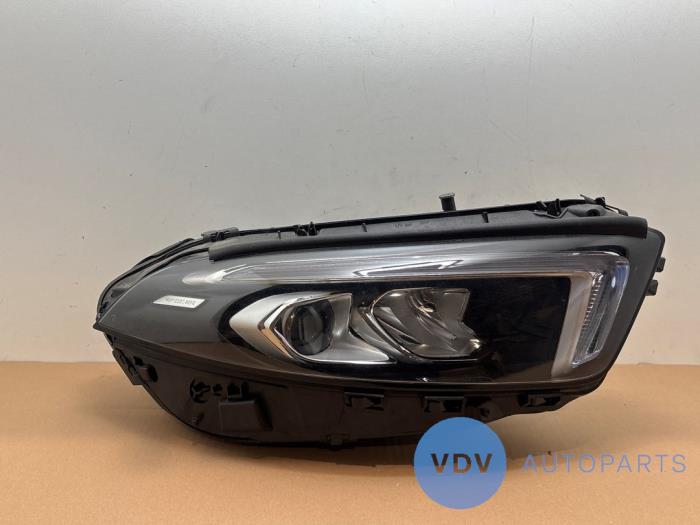 Reflektor prawy Mercedes A-Klasse