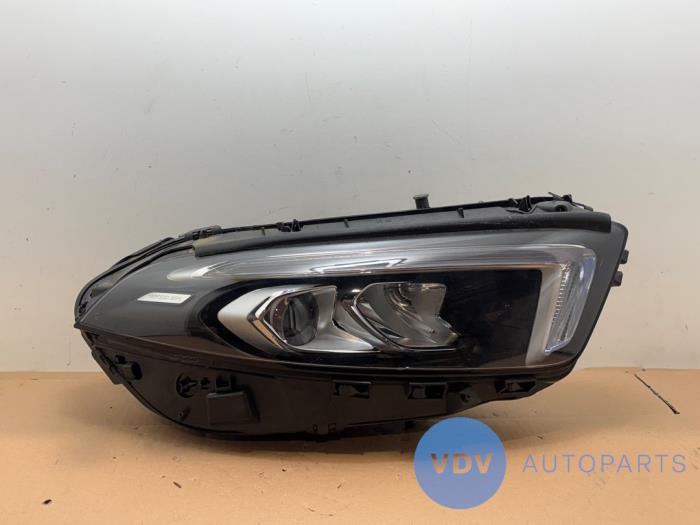 Reflektor prawy Mercedes A-Klasse