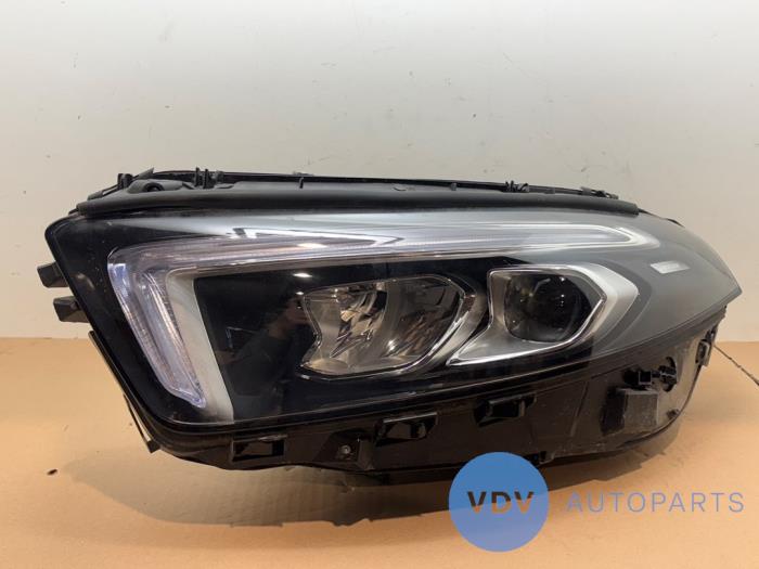 Reflektor lewy Mercedes A-Klasse