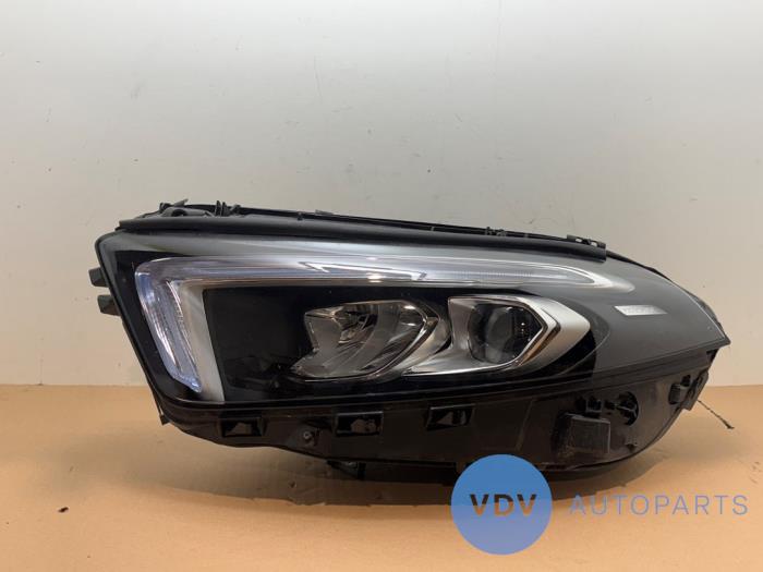 Reflektor lewy Mercedes A-Klasse