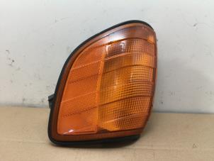 Gebruikte Clignoteur links Mercedes S (W140) 4.2 420 SE,SEL 32V (S 420) Prijs € 90,75 Inclusief btw aangeboden door Autoparts Van De Velde