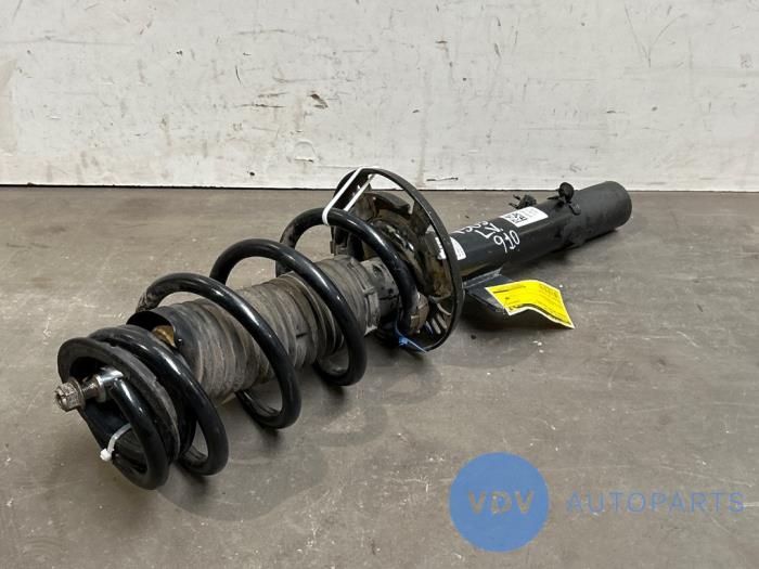 Fronts shock absorber, left Mercedes Sprinter