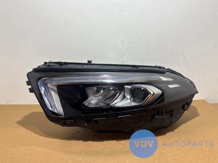 Reflektor lewy Mercedes A-Klasse