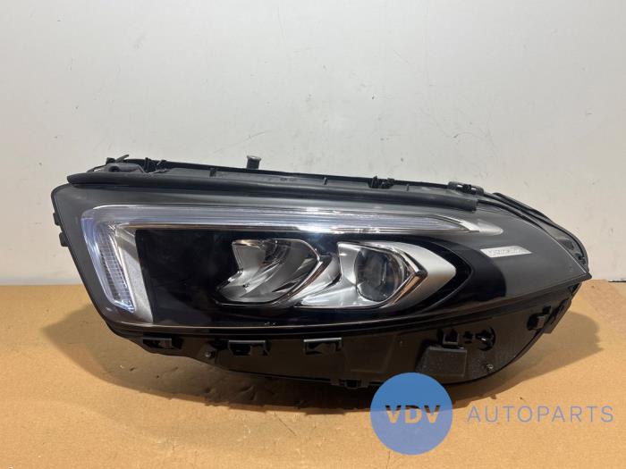 Reflektor lewy Mercedes A-Klasse