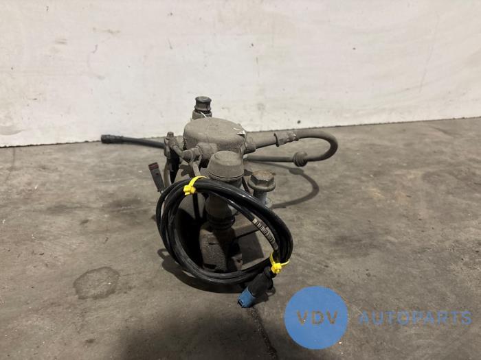 Remklauw (Tang) links-achter Mercedes Sprinter