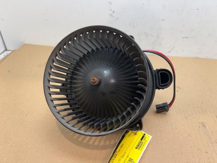 Moteur de ventilation chauffage Mercedes GLB-Klasse