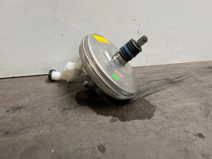 Brake servo Mercedes GLA