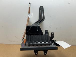 Gebruikte HV-koelvloeistofverwarming Mercedes GLA (H247) 1.3 250 e Turbo 16V Prijs € 605,00 Inclusief btw aangeboden door Autoparts Van De Velde