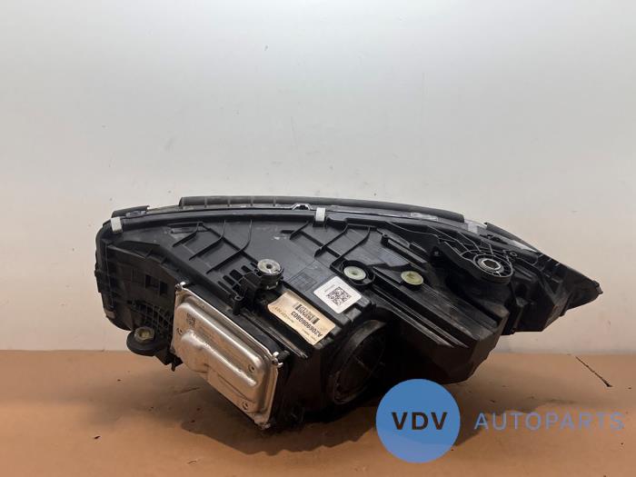 Phare droit Mercedes C-Klasse