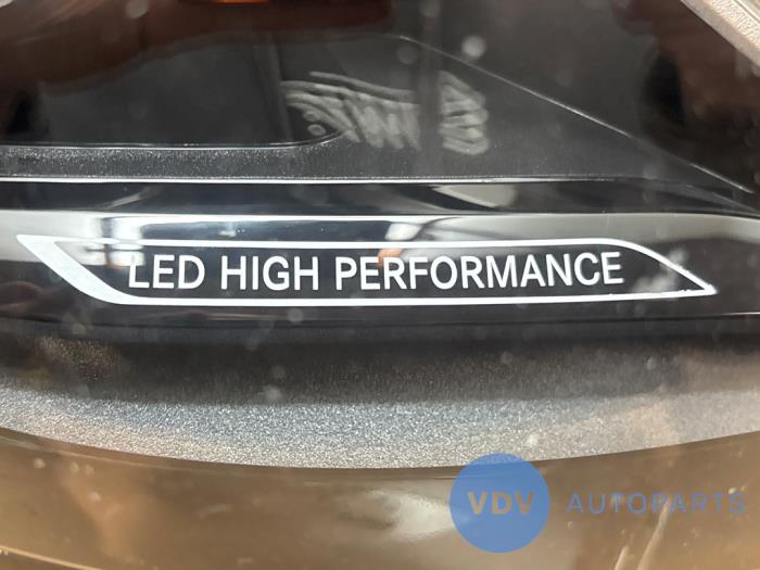 Phare droit Mercedes C-Klasse