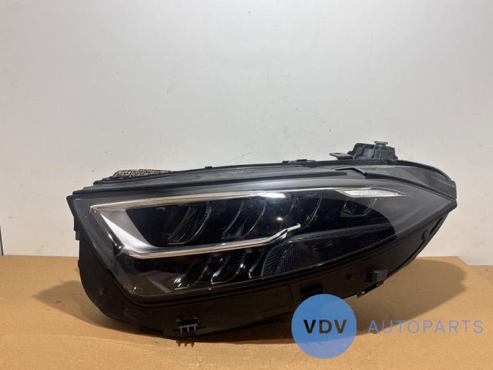 Headlight, left Mercedes CLS-Klasse
