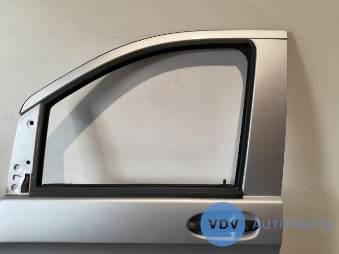 Portière 2portes gauche Mercedes Vito