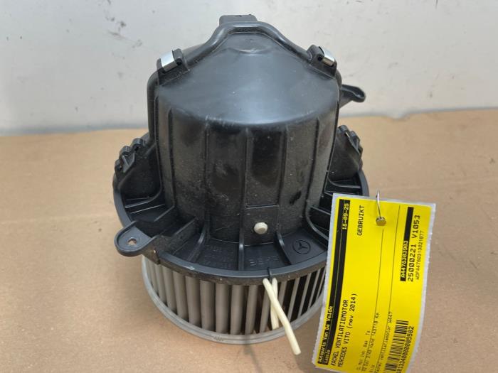 Heating and ventilation fan motor Mercedes Vito