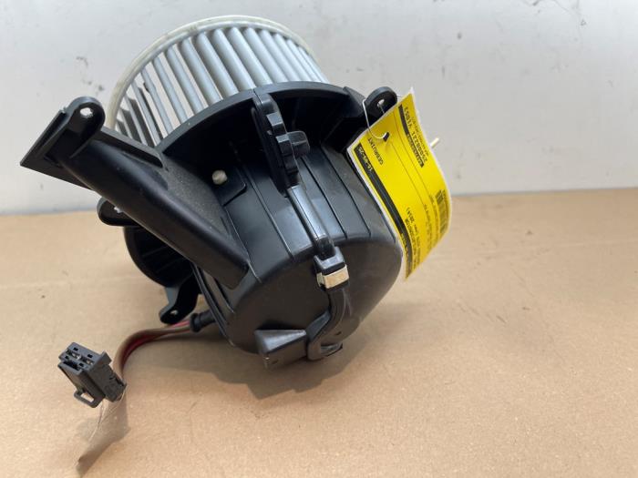 Heating and ventilation fan motor Mercedes Vito