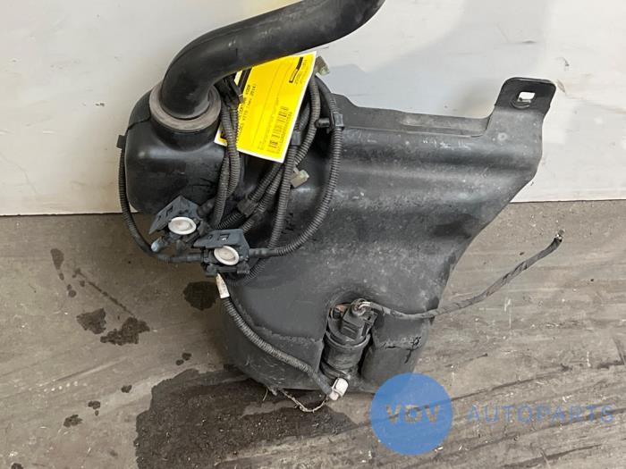 Front windscreen washer reservoir Mercedes Vito