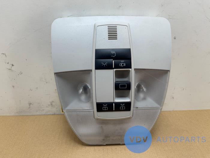 Eclairage intérieur avant Mercedes A-Klasse