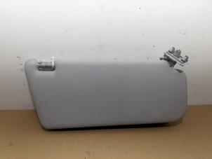 Gebruikte Zonneklep set Mercedes A (W169) 2.0 A-180 CDI 16V Prijs € 36,30 Inclusief btw aangeboden door Autoparts Van De Velde