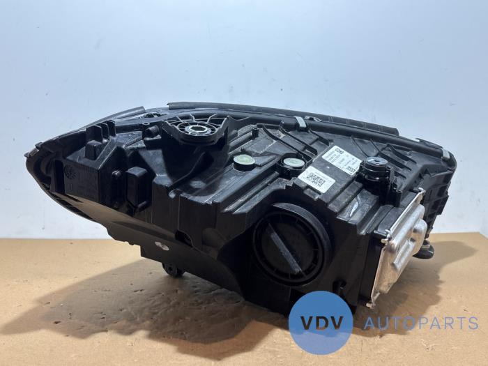 Phare gauche Mercedes C-Klasse