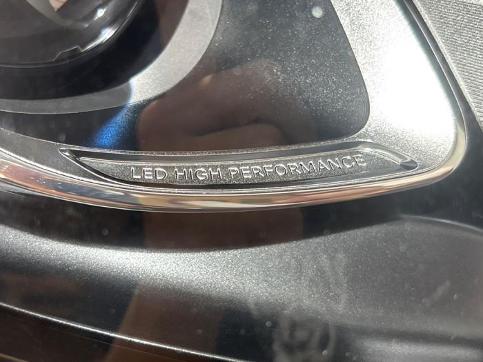 Reflektor prawy Mercedes GLC-Klasse