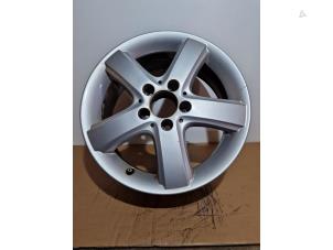 Gebruikte Velg Mercedes B (W245) 1.7 B-180 16V Prijs € 48,40 Inclusief btw aangeboden door Autoparts Van De Velde